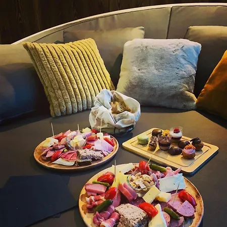 Alojamento de Acomodação e Pequeno-almoço Lefferves Cence